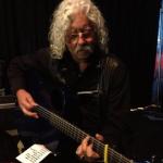 Arlo Guthrie warming up 